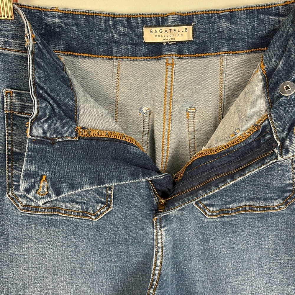 Women's Blue Wide-Leg Jeans - Picture 8 of 11